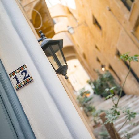 Valletta Most Central Studio Apartment 16Th-Century Building Luaran gambar