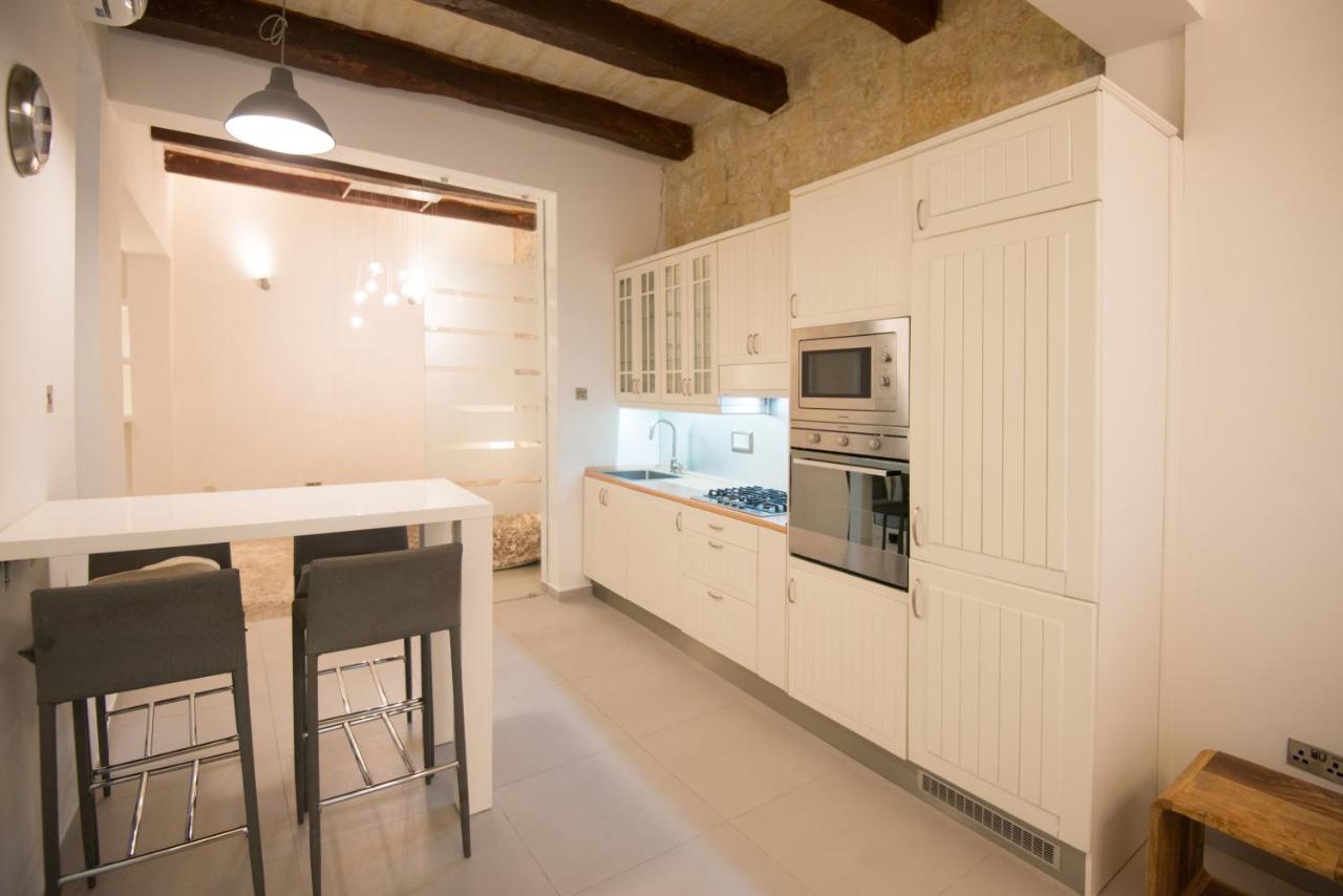 Valletta Most Central Studio Apartment 16Th-Century Building Luaran gambar